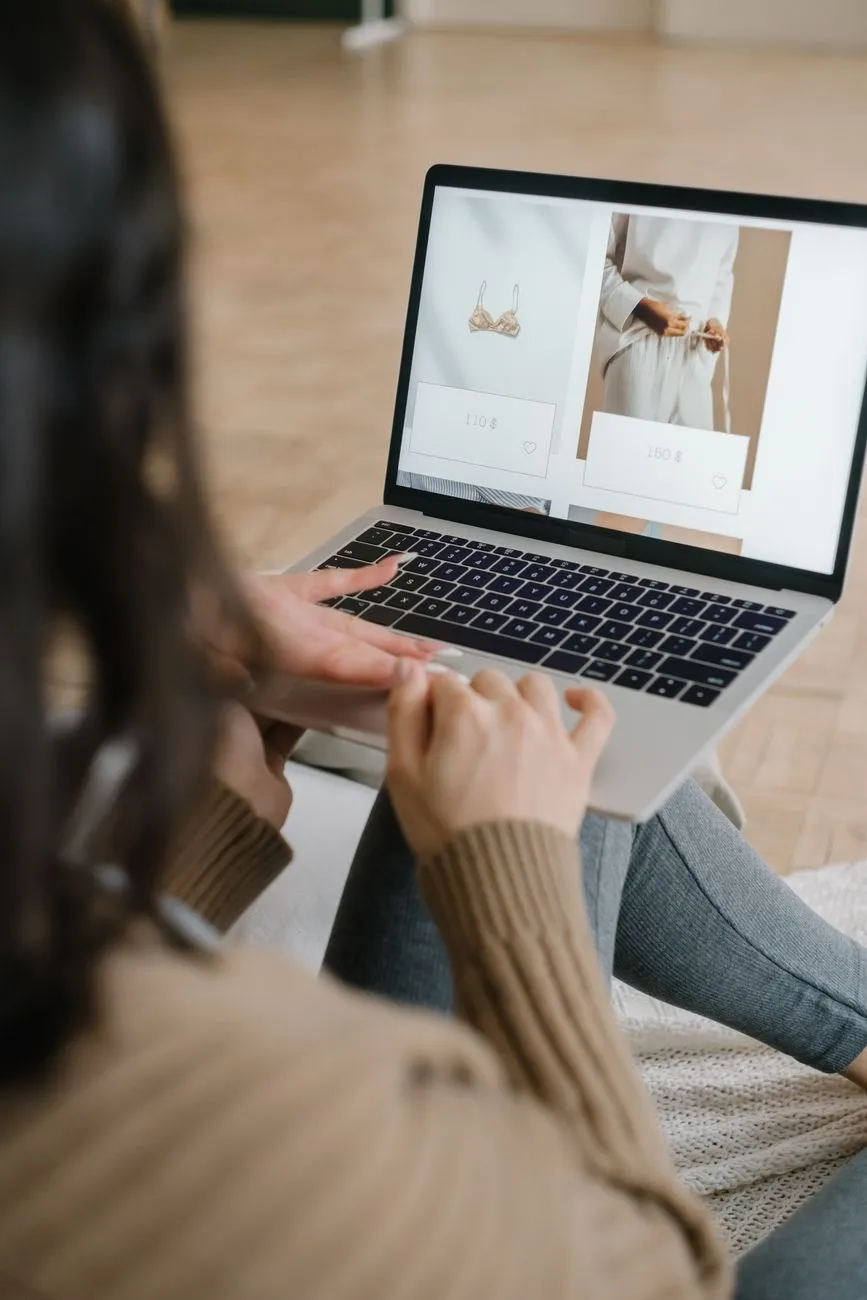 A shopper searching for a product by description on an e-commerce site
